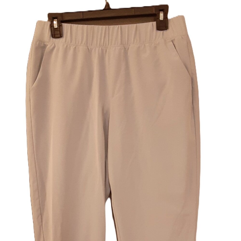 New Directions woman's pants Size MEDIUM. GRAY. Pull-on, Elastic waist